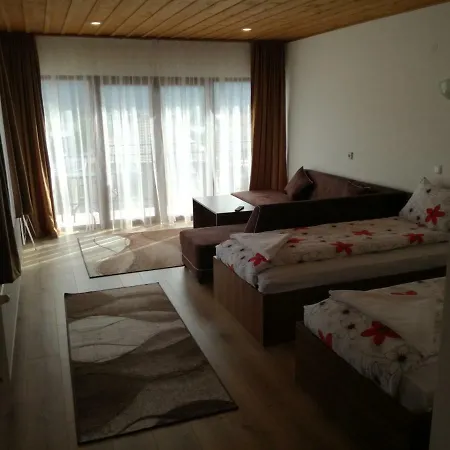 къща генчеви 3* Szarnica