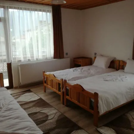къща генчеви Vendégház 3*